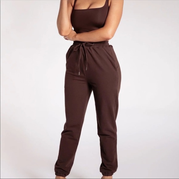 Meshki Sylvia Loopback Joggers Chocolate Brown - Picture 6 of 8